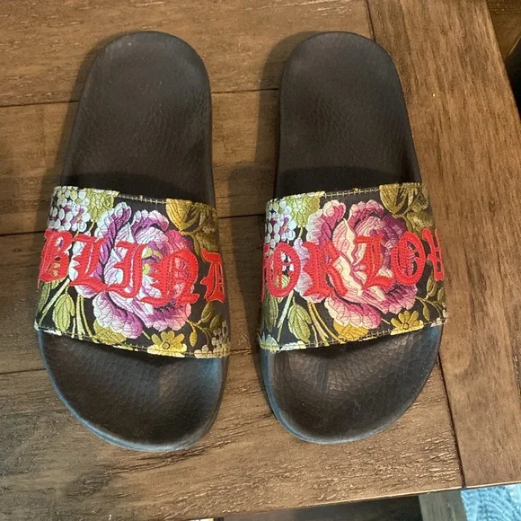Gucci Blind for Love slides 6